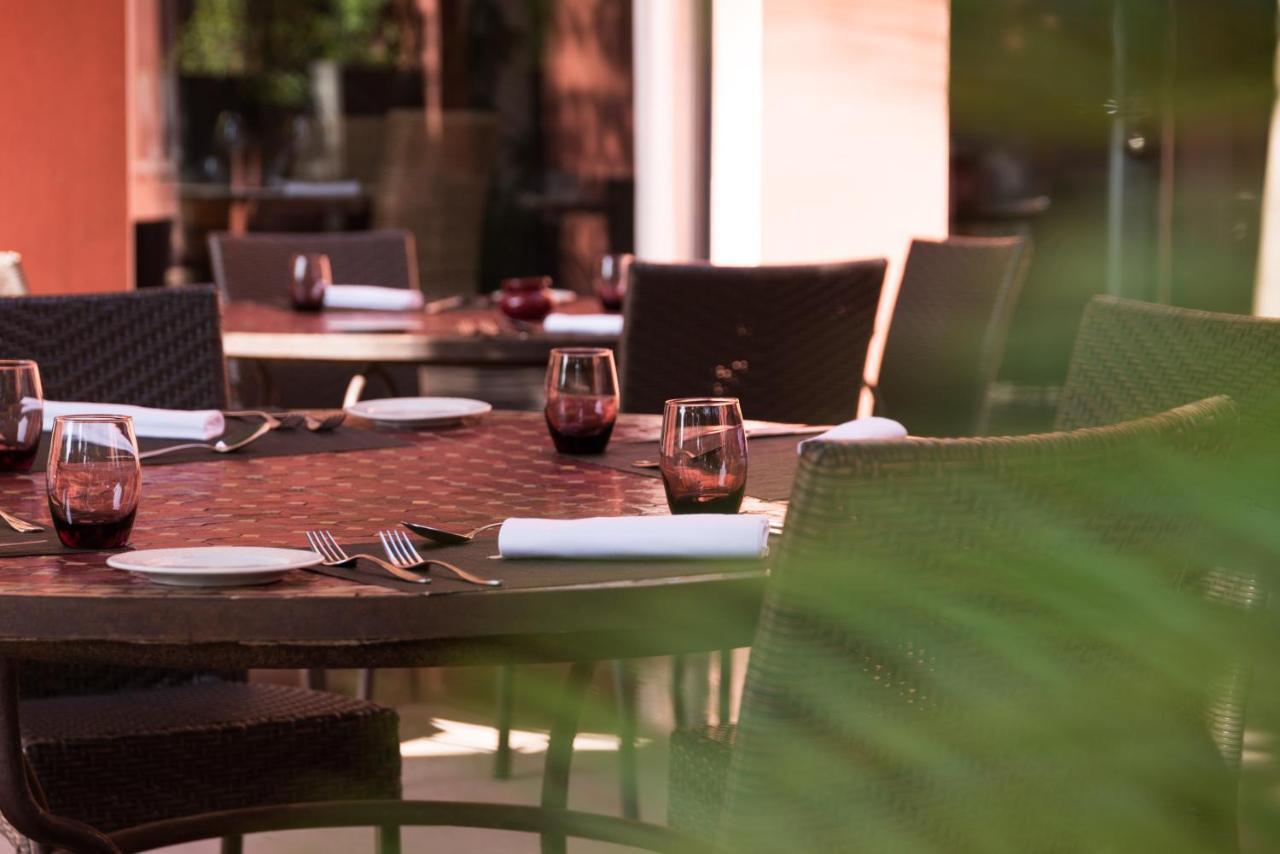 Hotel Restaurant Spa Disini Montpellier Est, The Originals Relais Castries Ngoại thất bức ảnh
