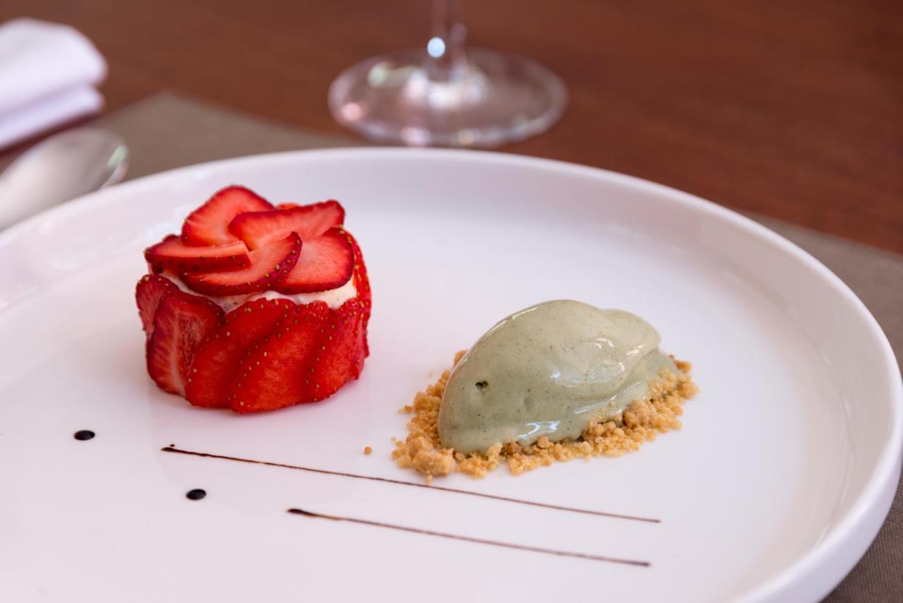 Hotel Restaurant Spa Disini Montpellier Est, The Originals Relais Castries Ngoại thất bức ảnh